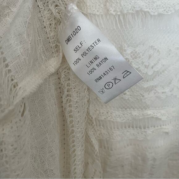 Dance & Marvel Lace Skirt Cream Size Small - Picture 3 of 3